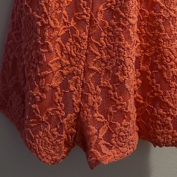 📻4/$15 Sz8 Paper Doll romper - Picture 4 of 10